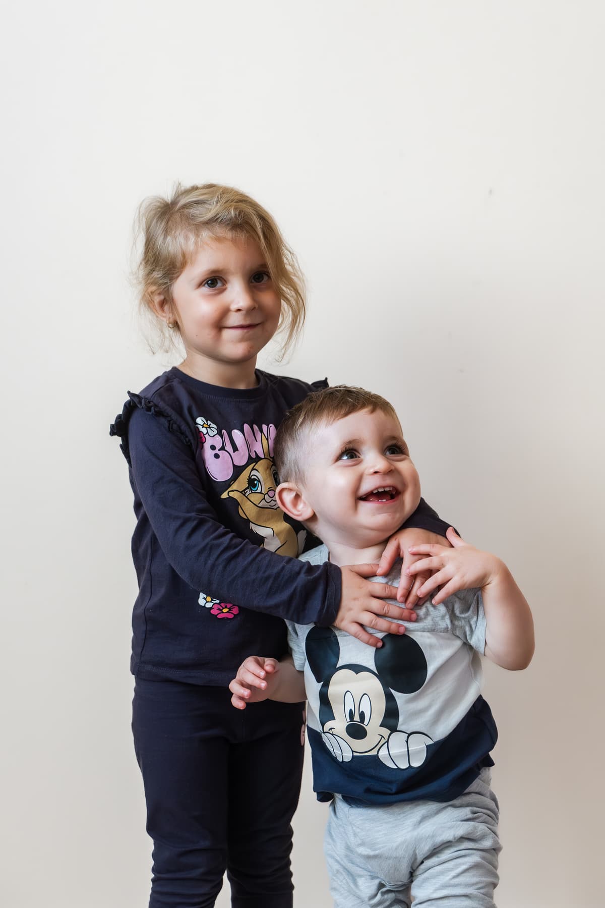 Dominik Granecki z siostrą Milenką